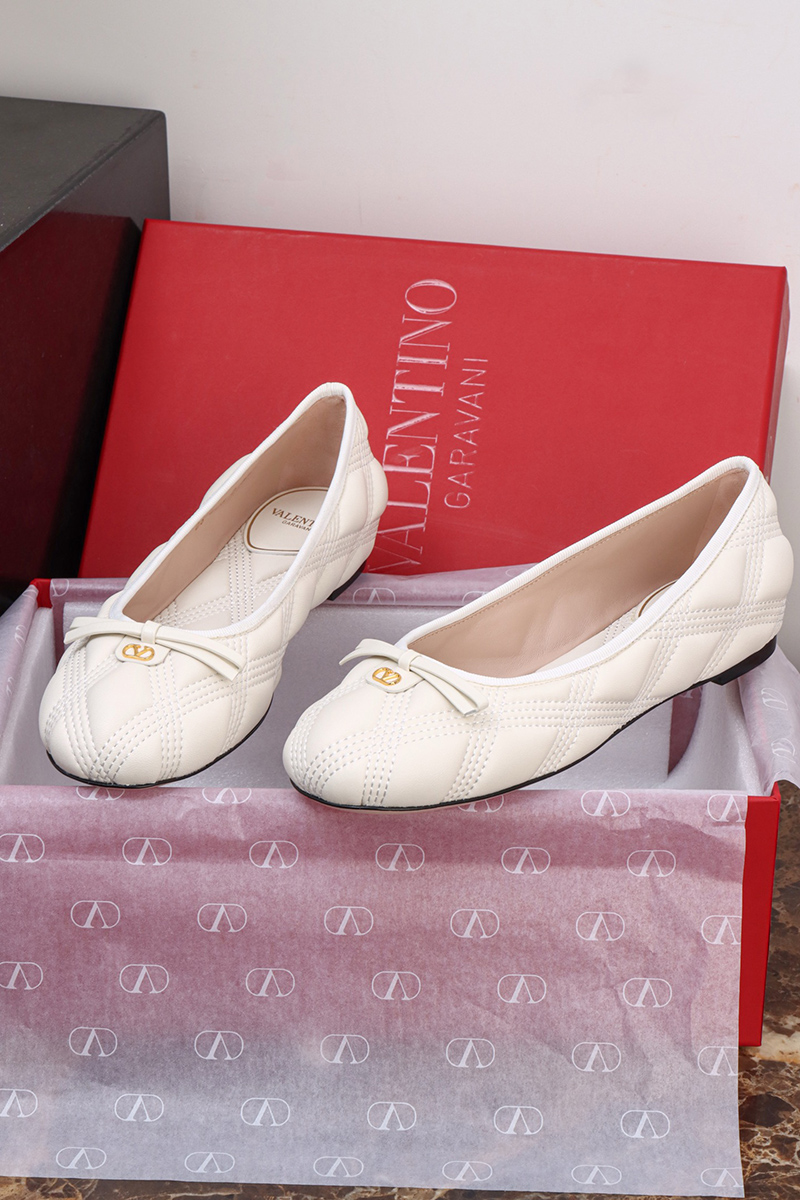 Valentino Flat Shoe 002