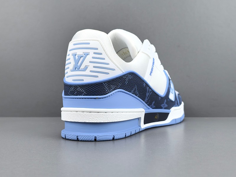 LV Trainer Sneaker 001