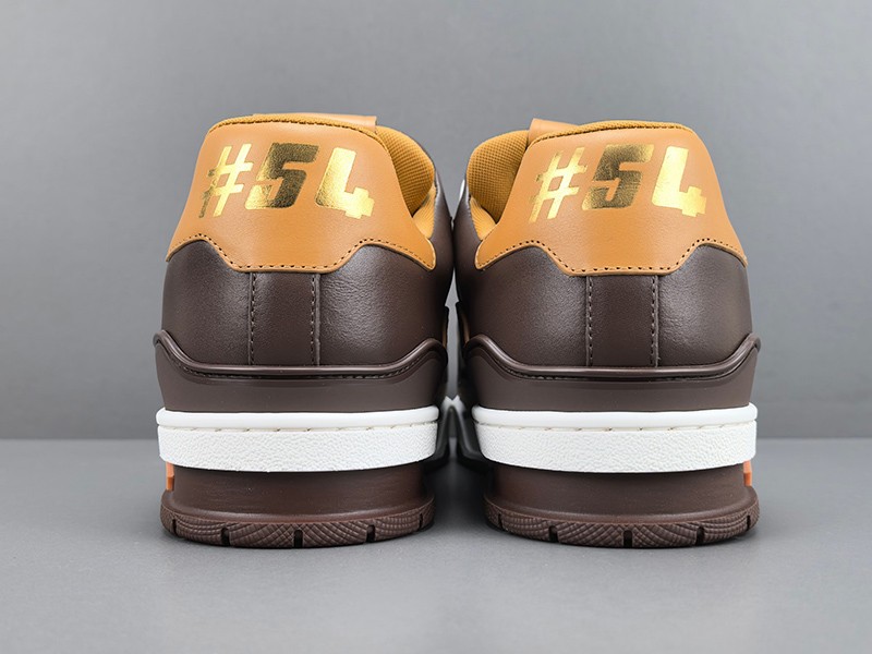 LV Trainer Sneaker 003