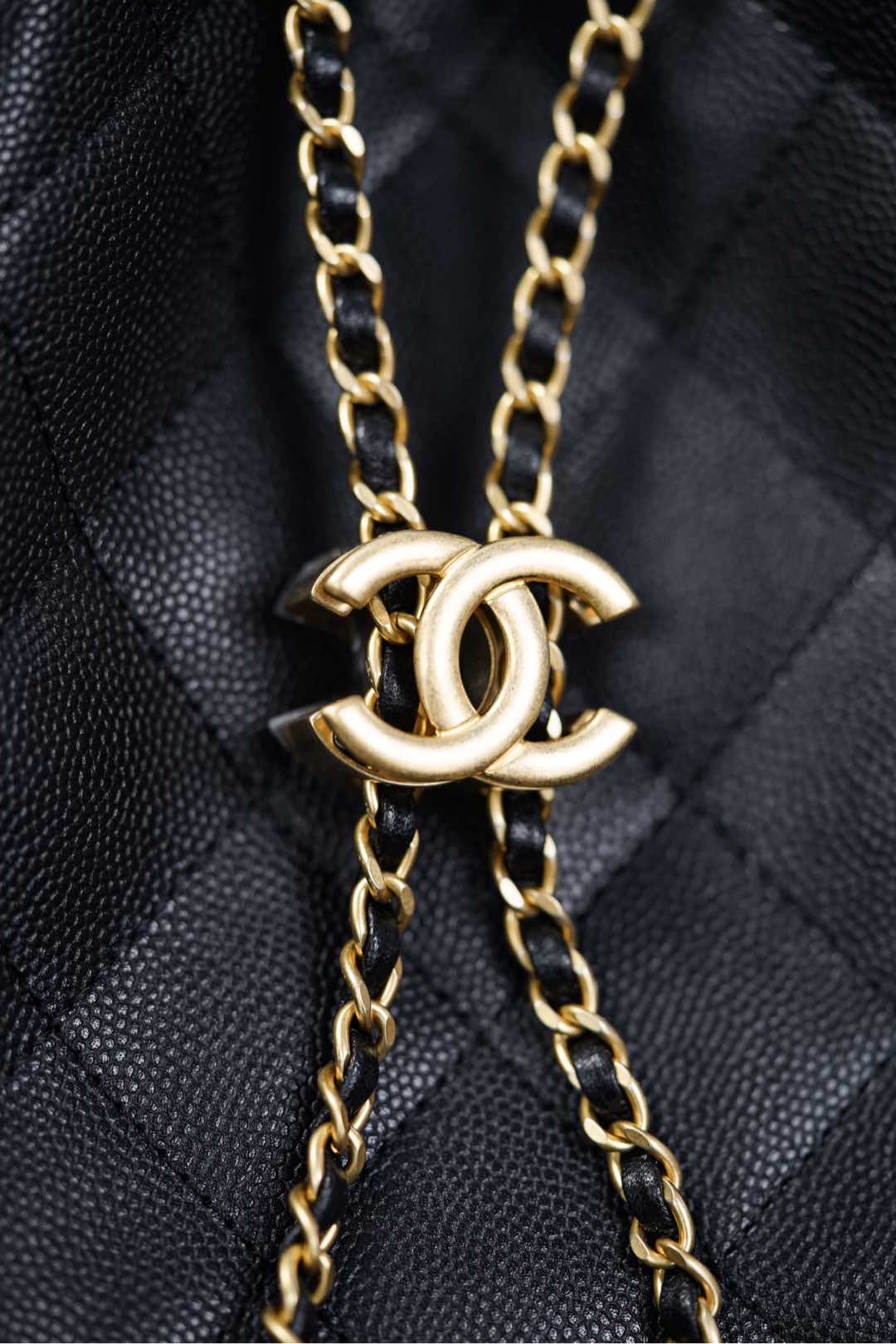 Chanel 25S Small Hobo Black