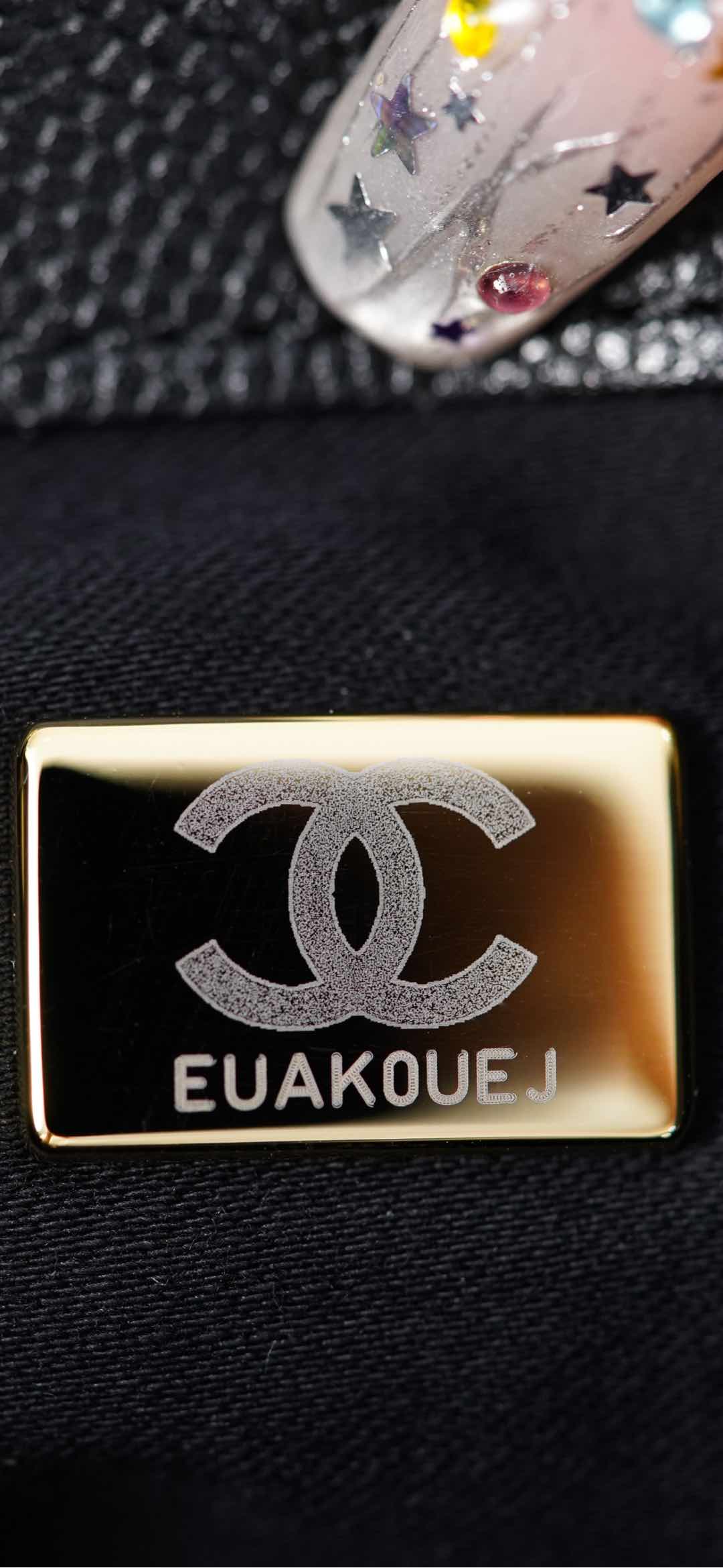 Chanel 25S Small Hobo Black