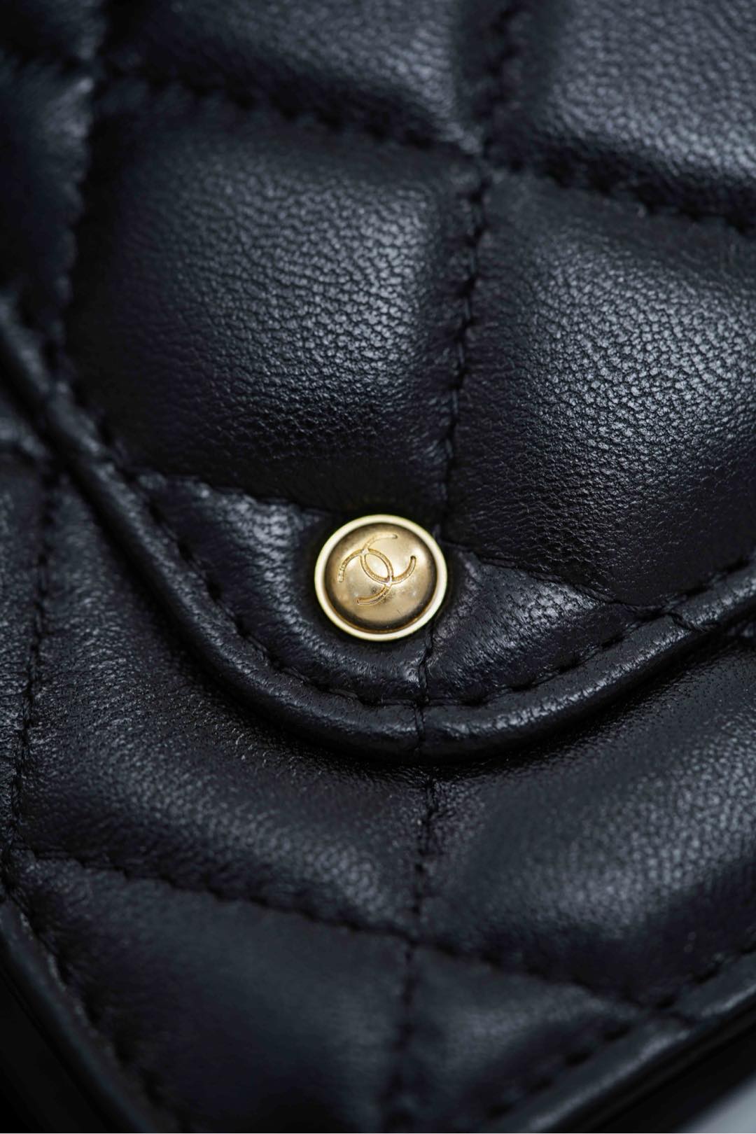 Chanel 25B Bag Black