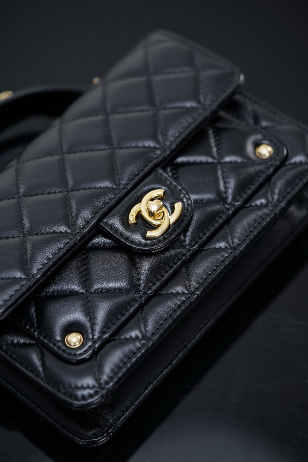 Chanel 25B Bag Woc Black