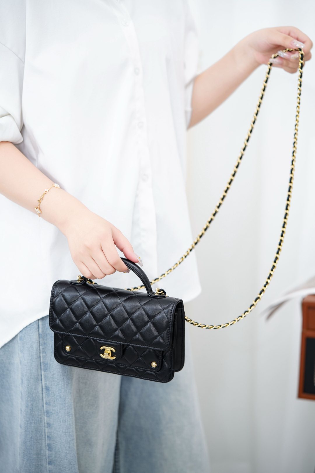 Chanel 25B Bag Woc Black