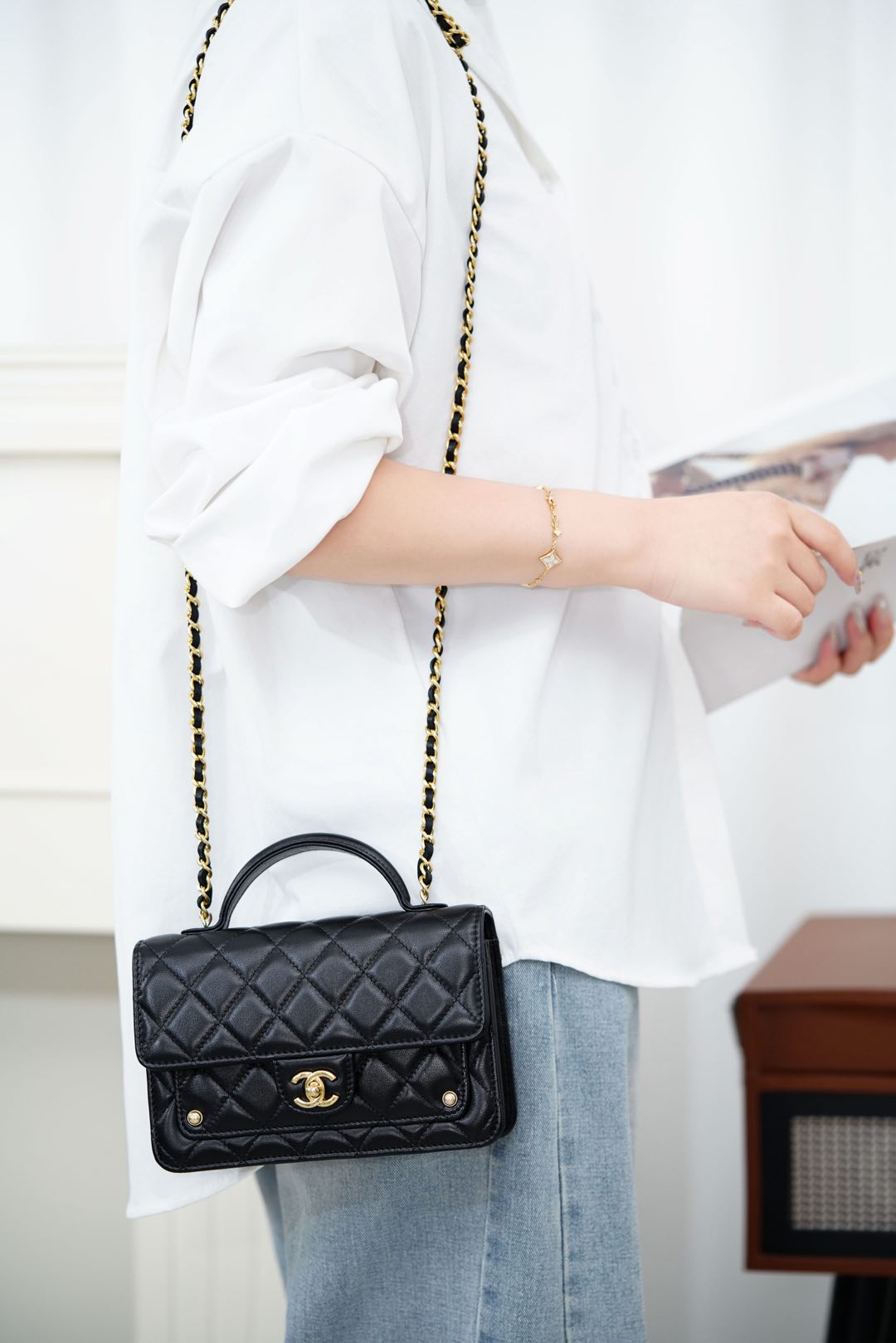 Chanel 25B Bag Woc Black
