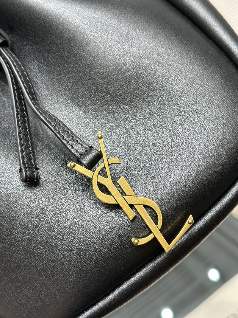 Paris Hobo Black 840888