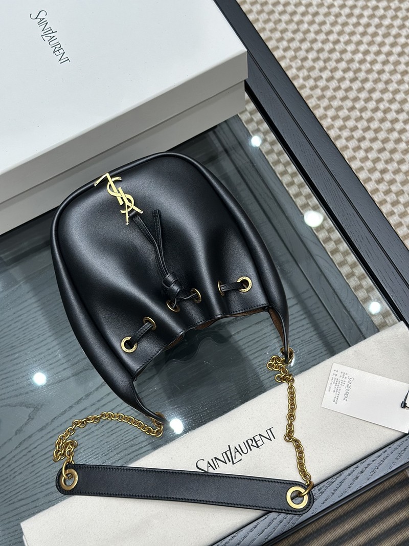 Paris Hobo Black 840888