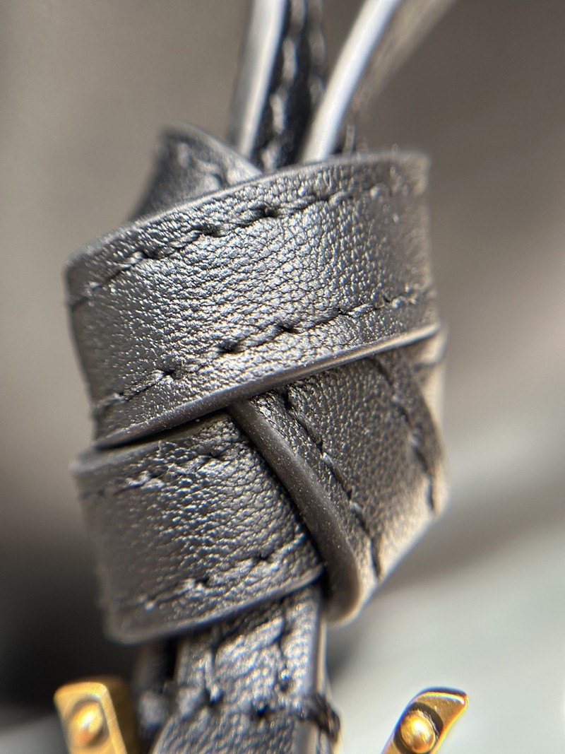 Paris Hobo Black 840888