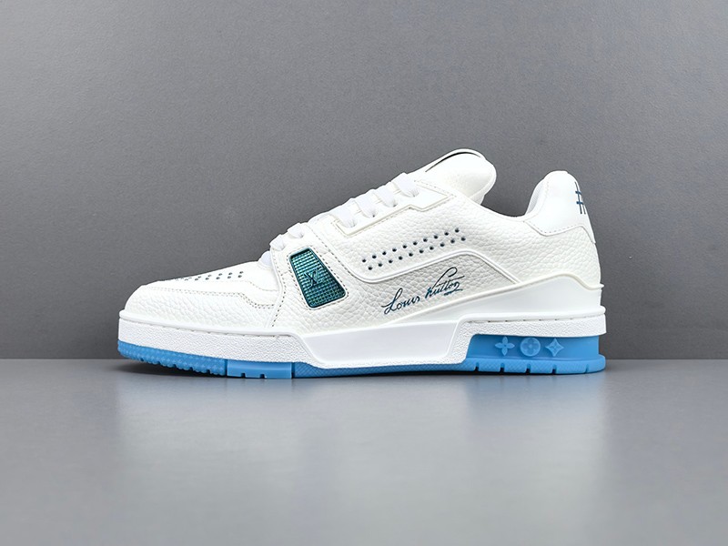 LV Trainer Sneaker 012