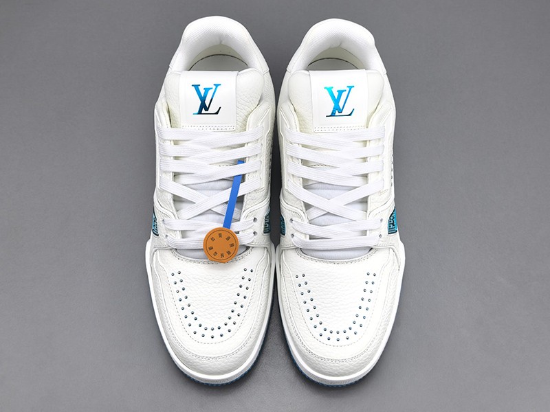 LV Trainer Sneaker 012