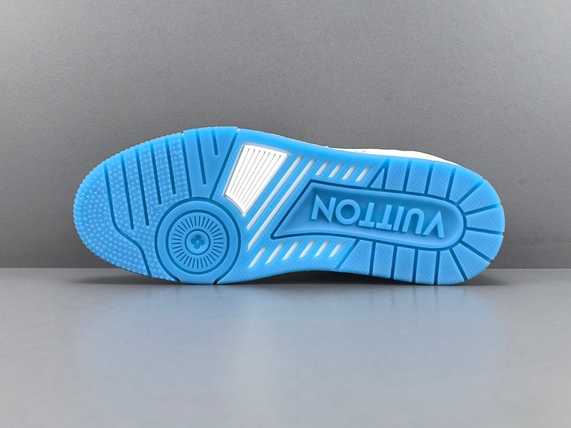 LV Trainer Sneaker 012