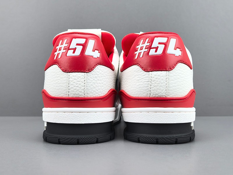 LV Trainer Sneaker 018