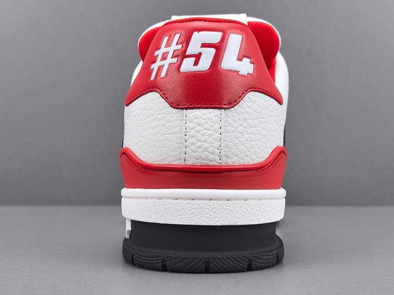 LV Trainer Sneaker 018