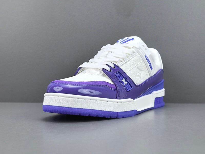 LV Trainer Sneaker 022