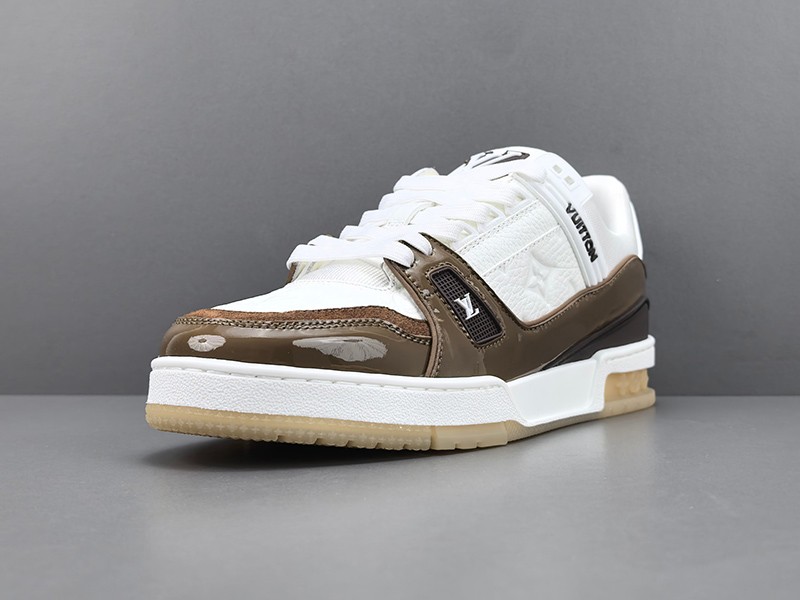 LV Trainer Sneaker 020