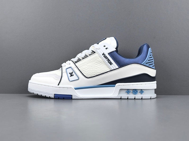 LV Trainer Sneaker 026