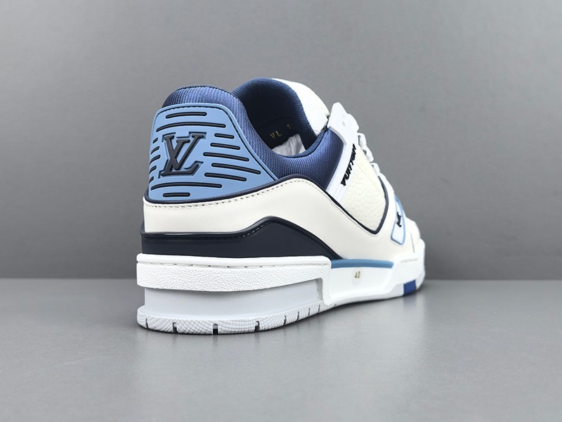 LV Trainer Sneaker 026