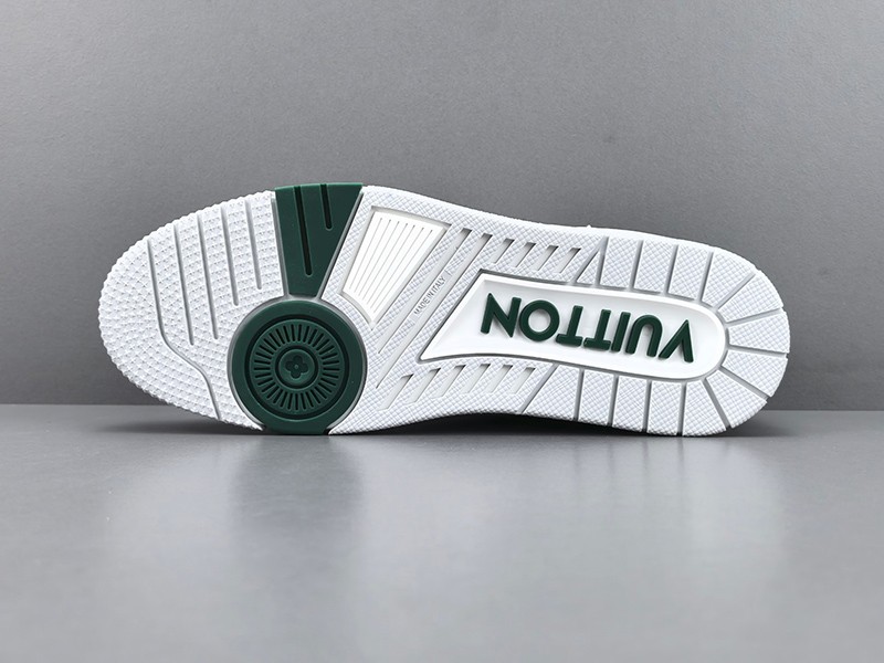 LV Trainer Sneaker 027