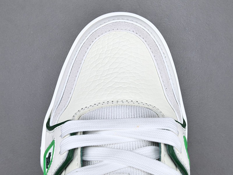 LV Trainer Sneaker 027
