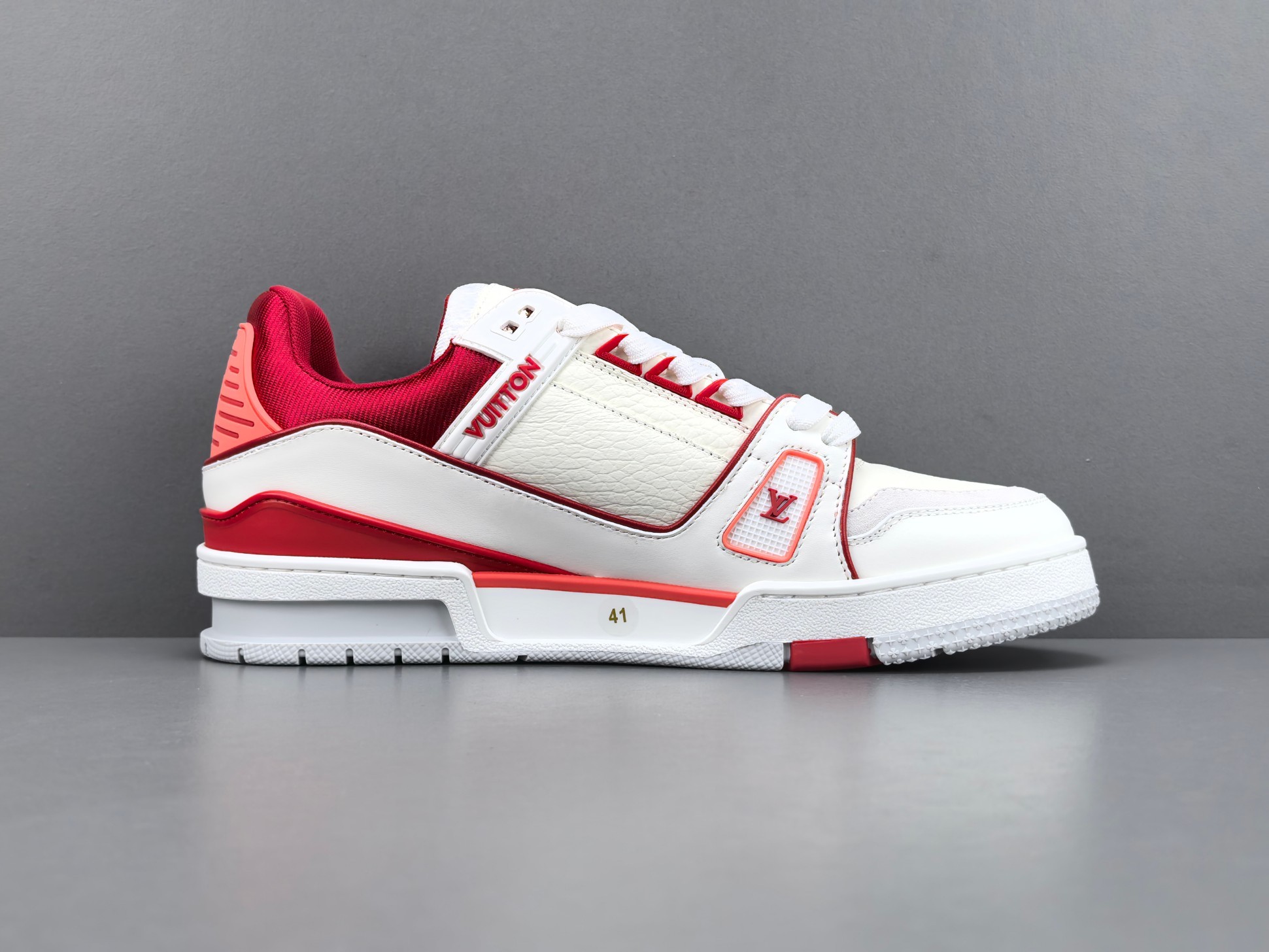 LV Trainer Sneaker 028