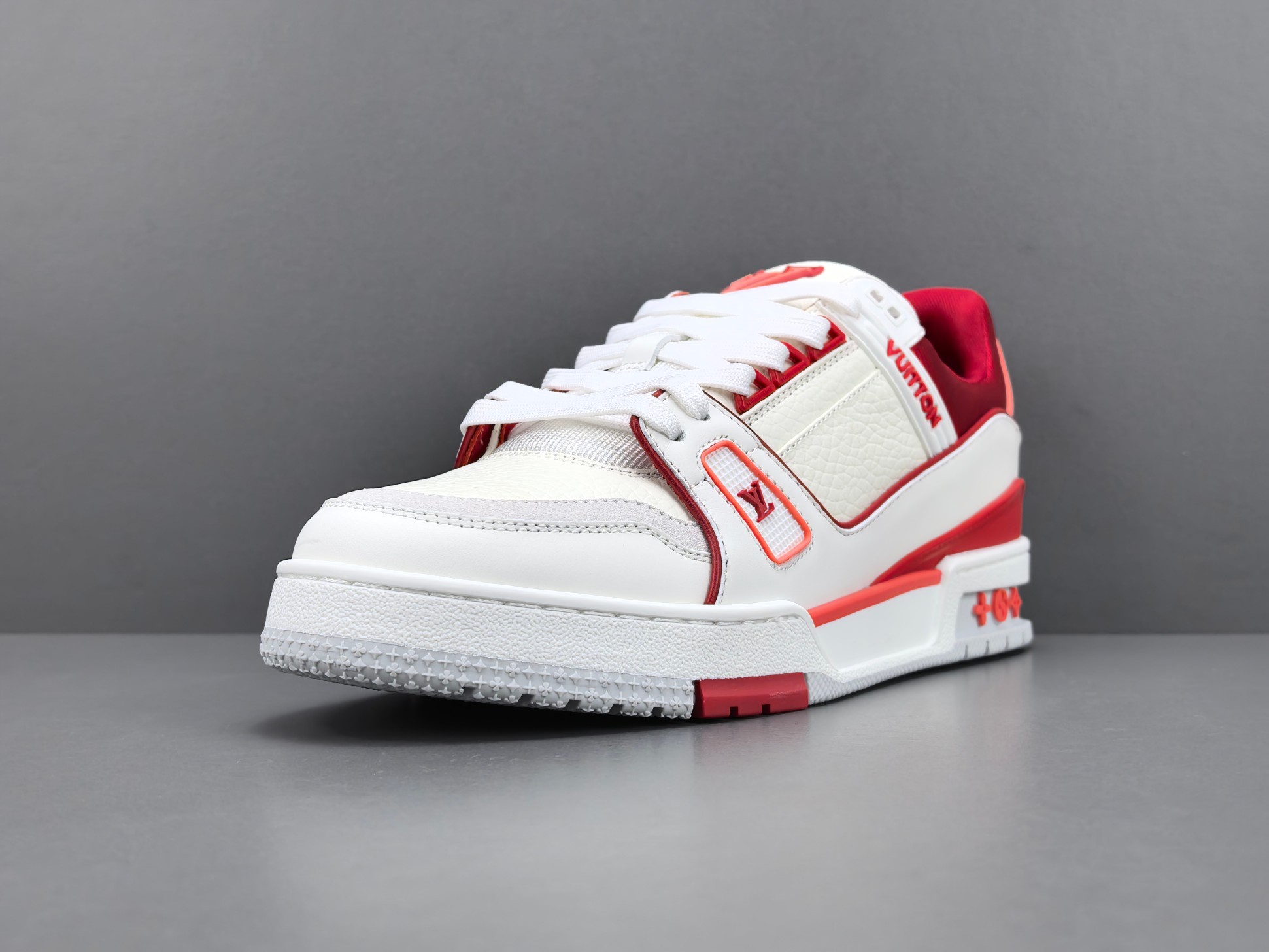 LV Trainer Sneaker 028