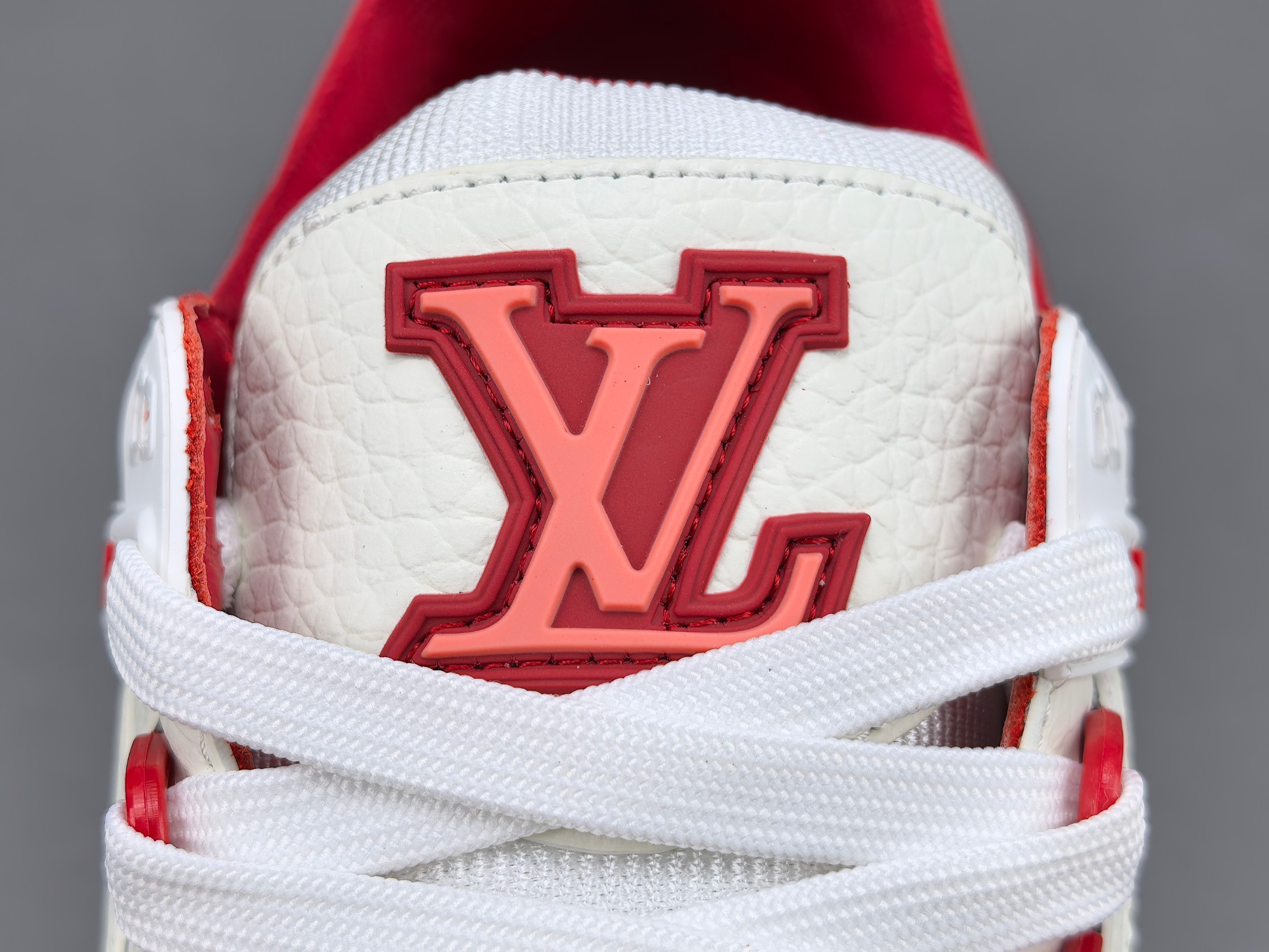 LV Trainer Sneaker 028