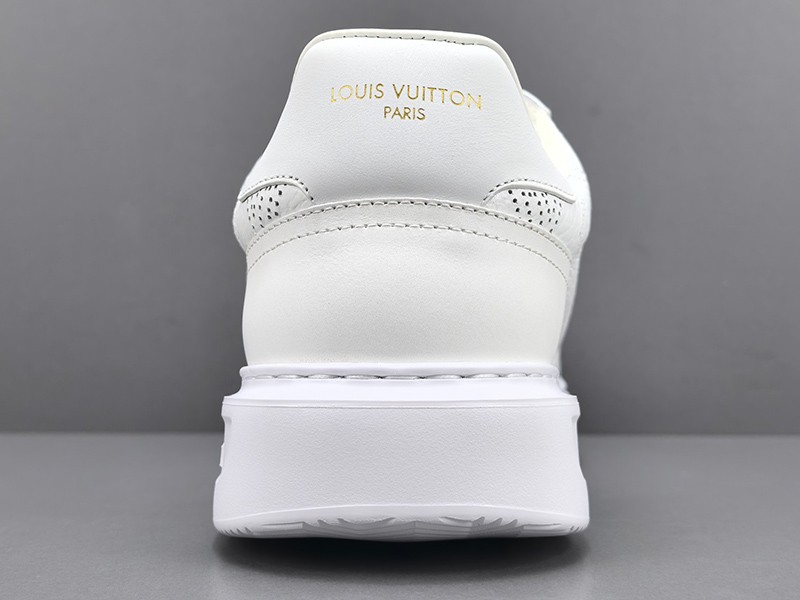 LV Trainer Sneaker 029