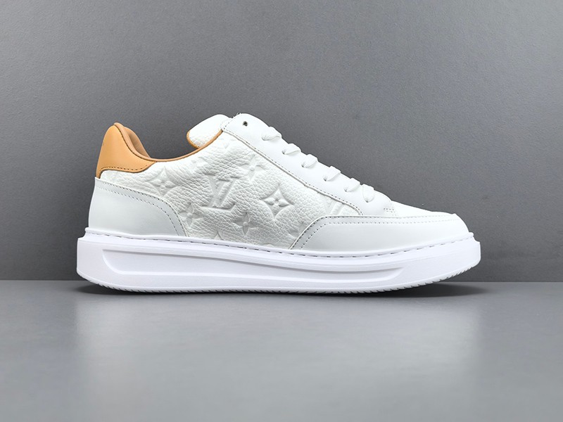 LV Trainer Sneaker 031