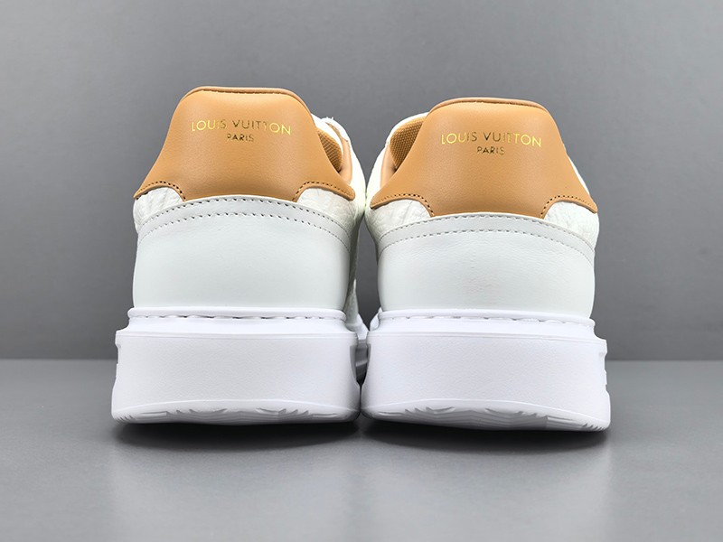 LV Trainer Sneaker 031