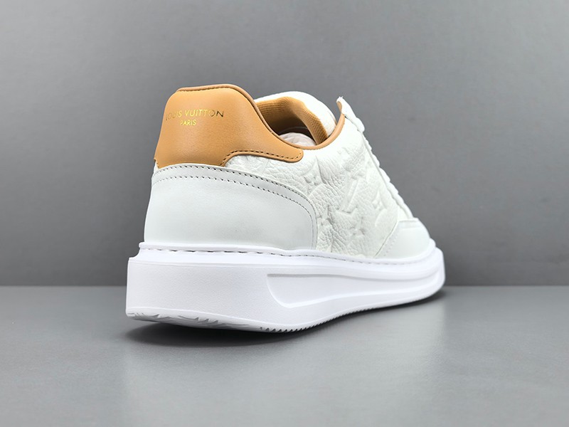 LV Trainer Sneaker 031