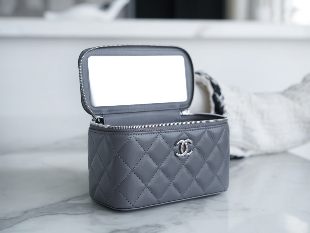Chanel 23K Grey