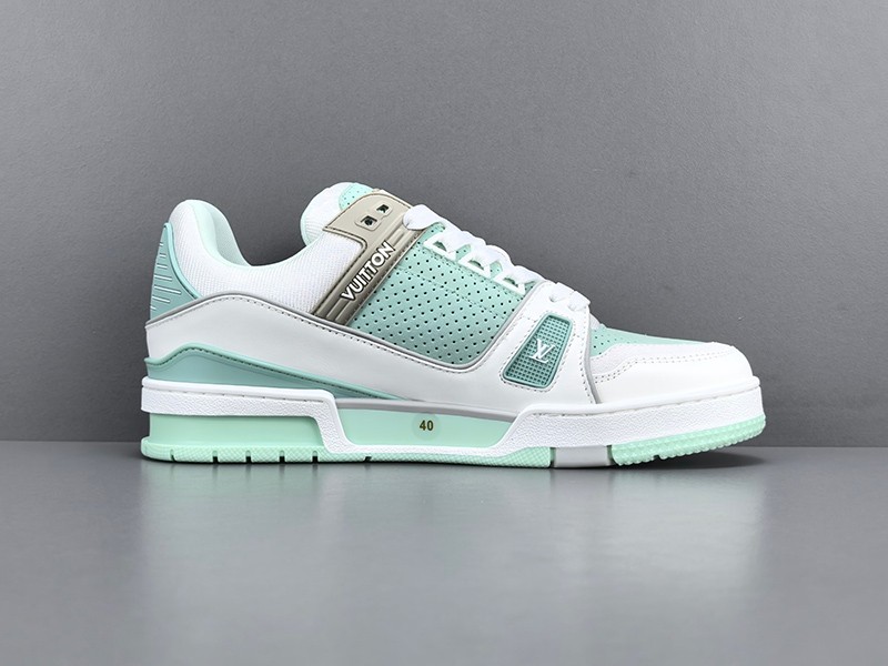 LV Trainer Sneaker 033