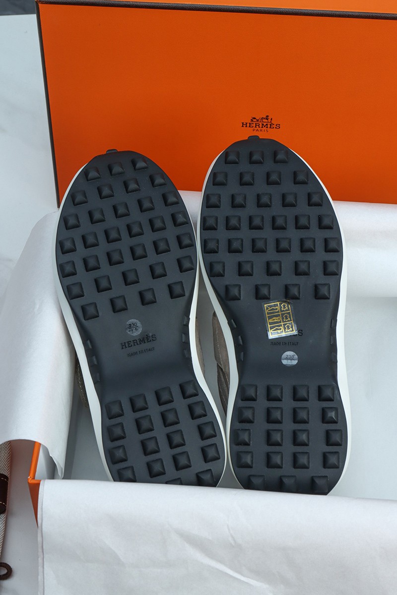 Hermes Loop Wmns Shoe 001