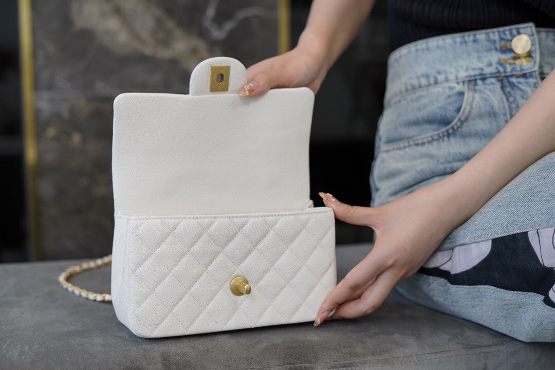 Chanle 2021 SS Classic Flap Mini White
