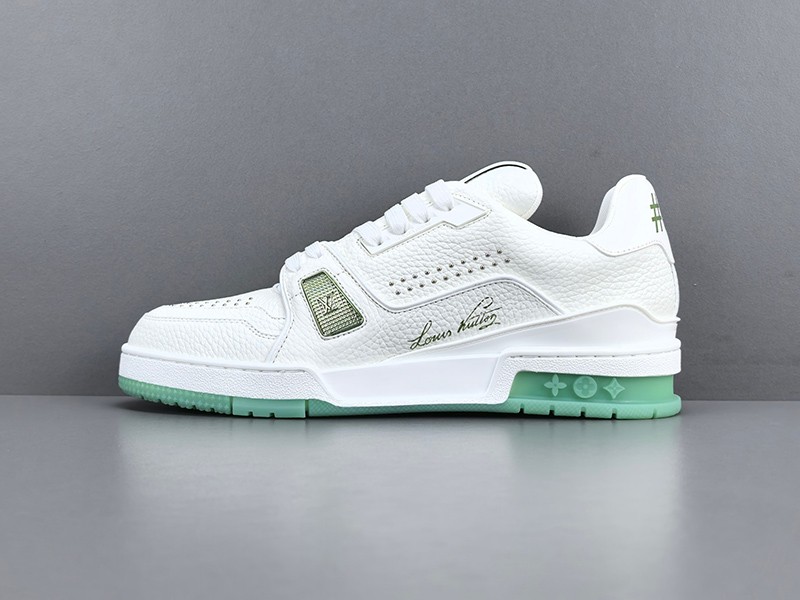 LV Trainer Sneaker 034