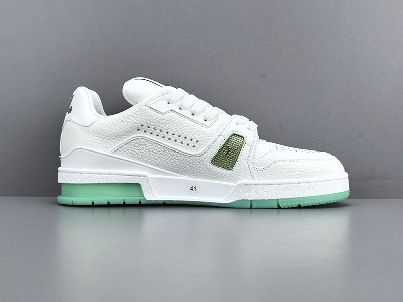 LV Trainer Sneaker 034