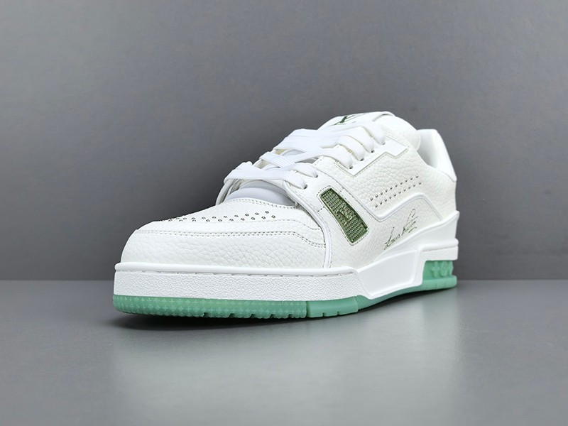 LV Trainer Sneaker 034