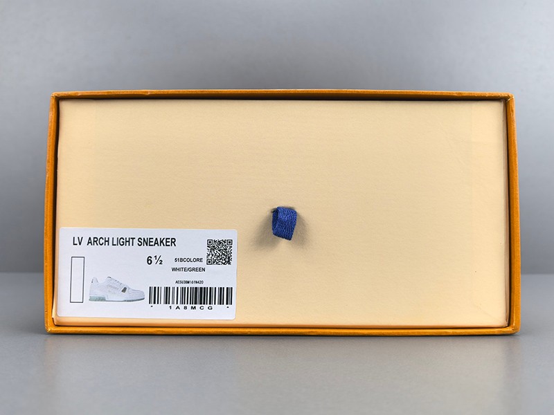 LV Trainer Sneaker 034