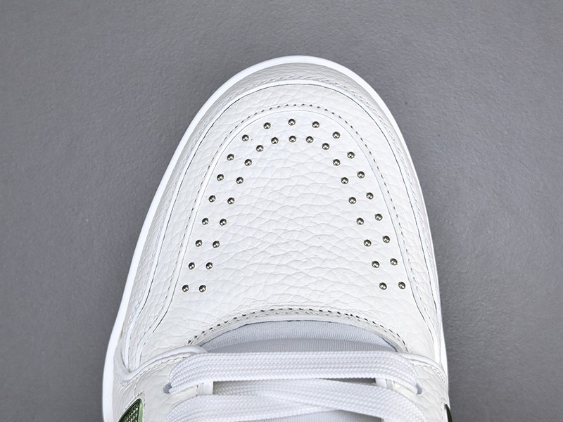 LV Trainer Sneaker 034