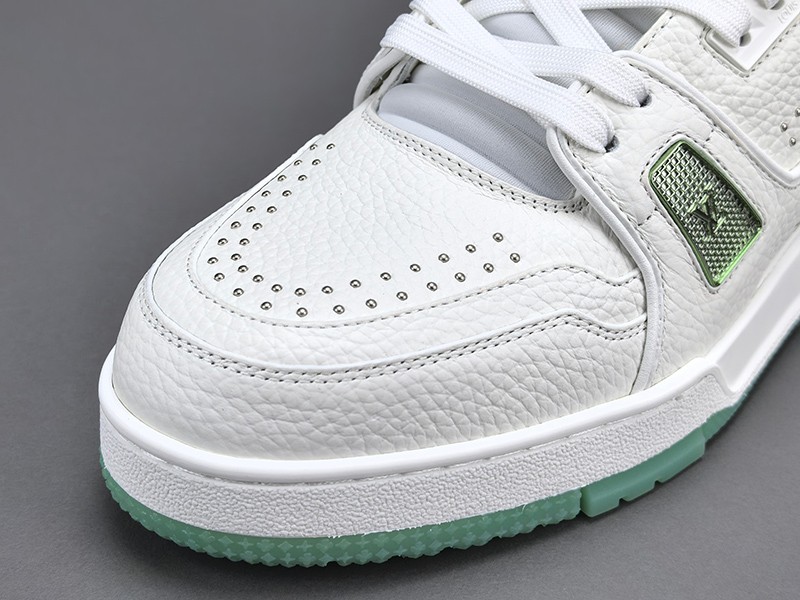 LV Trainer Sneaker 034