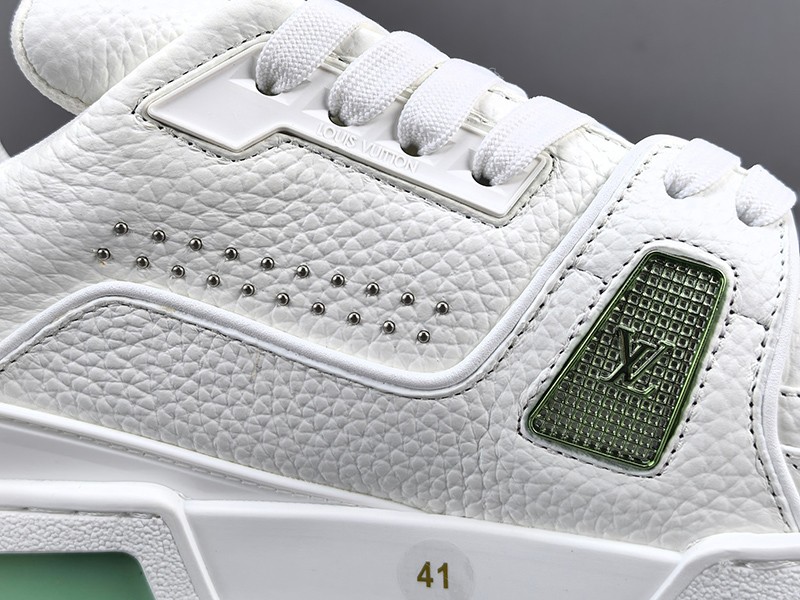 LV Trainer Sneaker 034