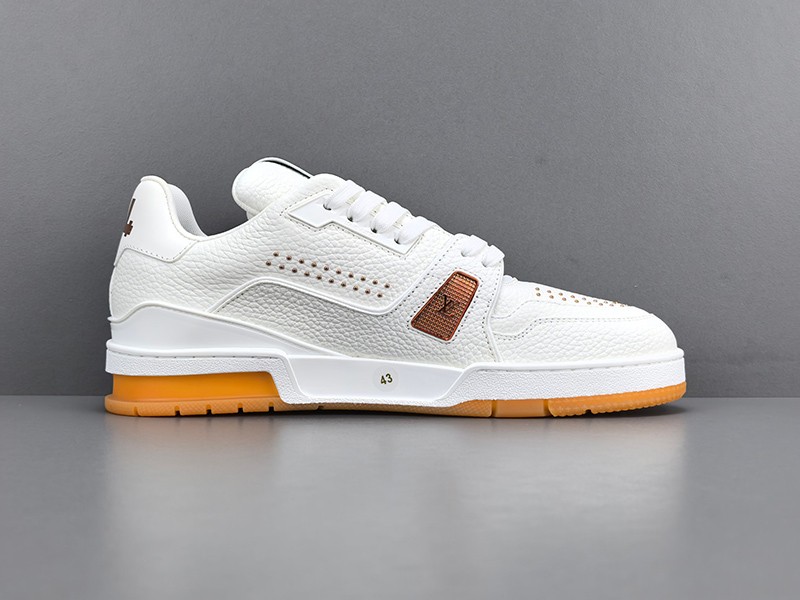 LV Trainer Sneaker 035