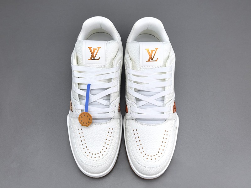 LV Trainer Sneaker 035