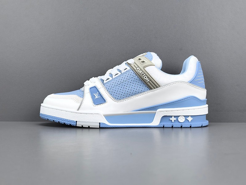 LV Trainer Sneaker 036