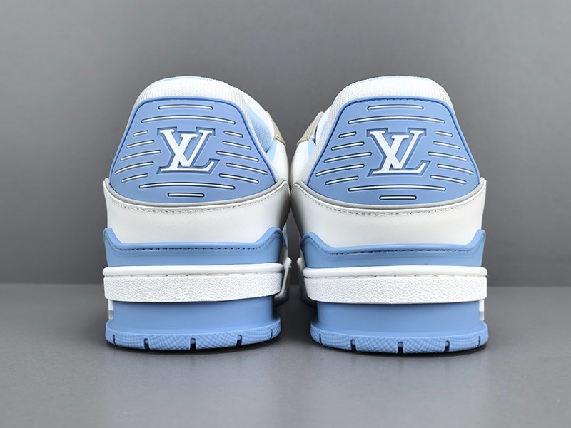 LV Trainer Sneaker 036