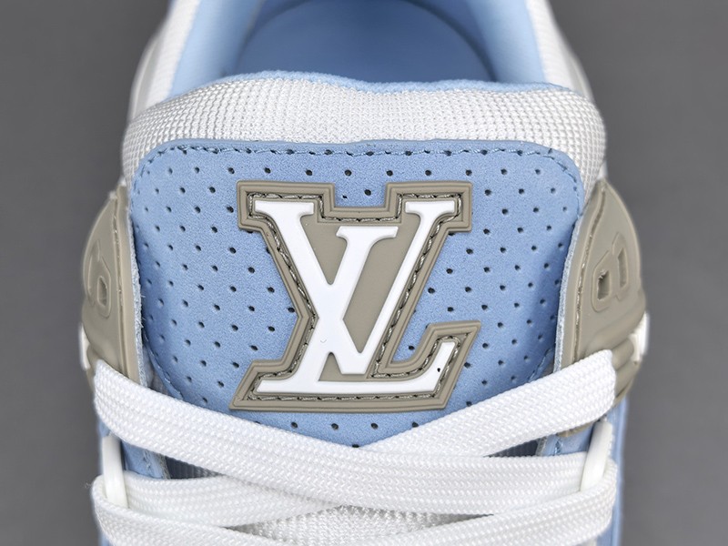 LV Trainer Sneaker 036