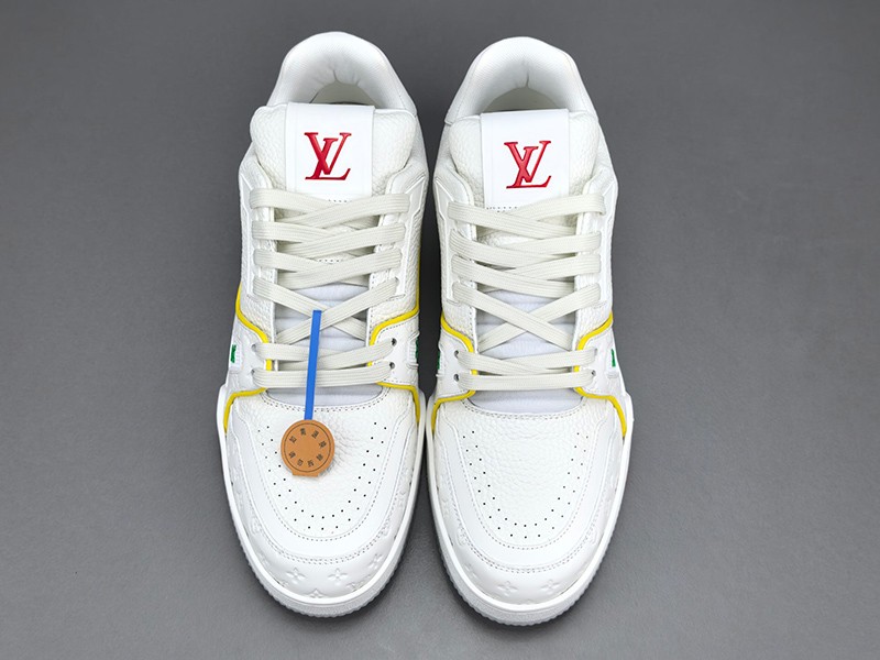 LV Trainer Sneaker 039