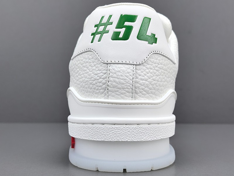 LV Trainer Sneaker 039