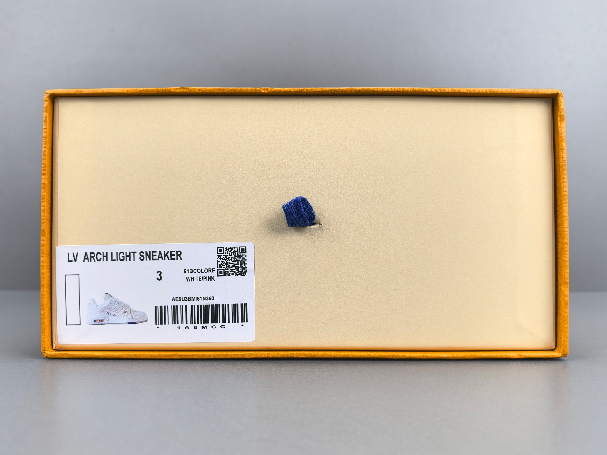 LV Trainer Sneaker 044