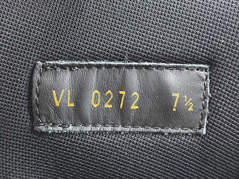 LV Trainer Sneaker 047